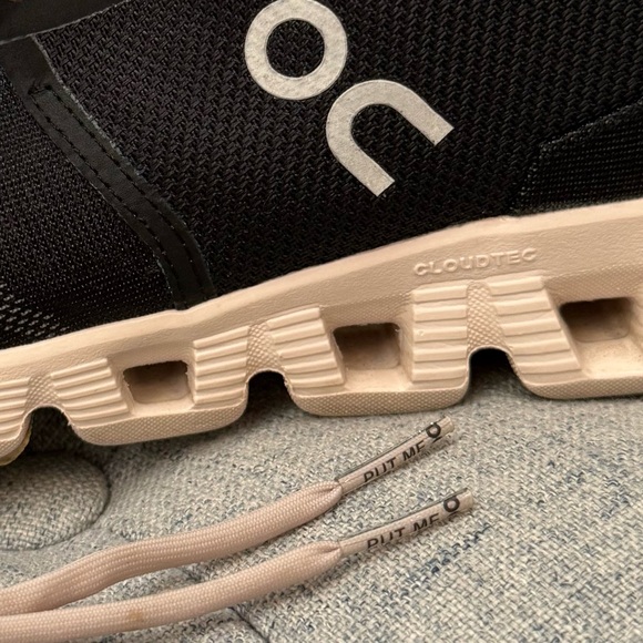 On Cloud X Black/Pearl Woman’s Running Shoes Size 8.5 Good Condition Retail $160 - Picture 10 of 12